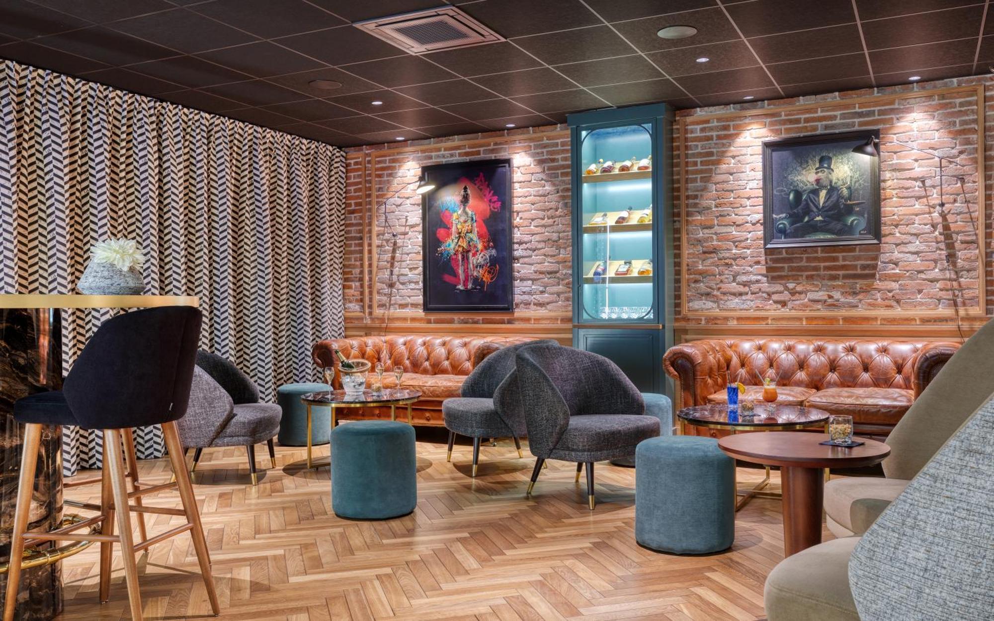 Brit Hotel Les Voyageurs Loudéac Eksteriør bilde